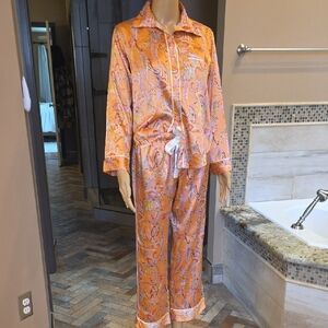 Victoria's Secret Pink Orange Paisley Satin Pajama Set